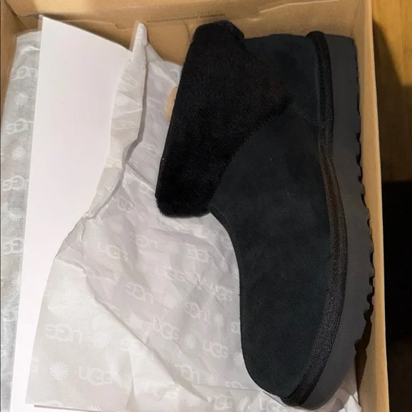 UGG Classic Black Ankle Boots - Picture 1 of 1